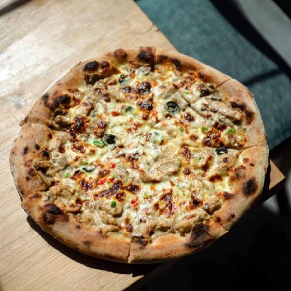Chicken Alfredo Pizza